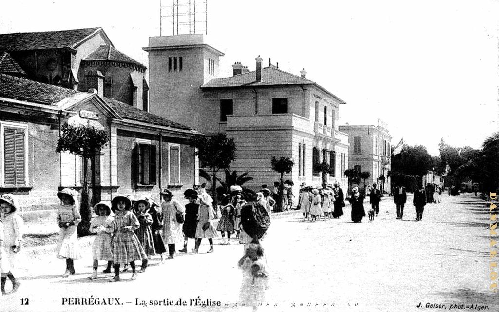 Perregaux -Sortie de l'eglise - Doc.Serrano.jpg